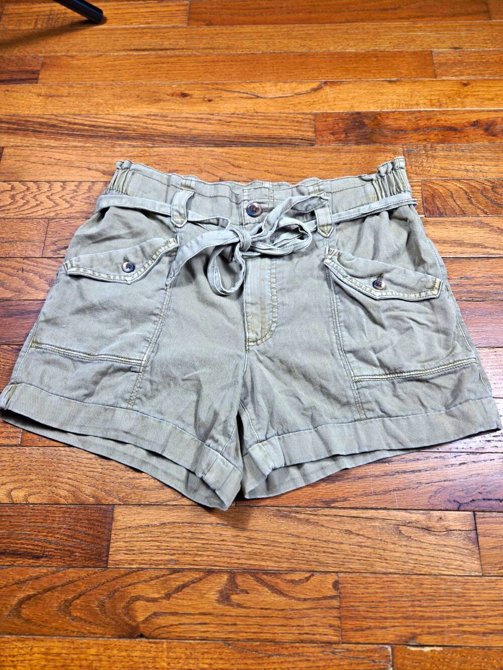 Old Navy Womens Small Utility Shorts Olive Green Belted High Rise Safari Cargo